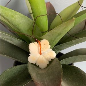 Ann Taylor Loft Flower Shell Necklace